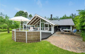 Beautiful Home In Grenaa With Sauna Bønnerup Strand